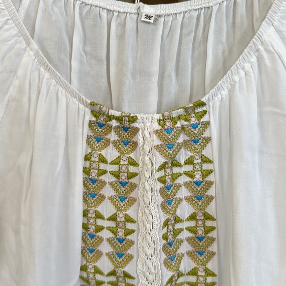 Embroidered Boho top - Picture 3 of 3